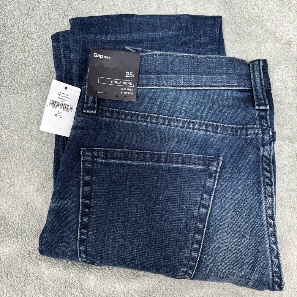 Gap Girlfriend Jeans Midrise Imperial Indigo NWT Sz 25r